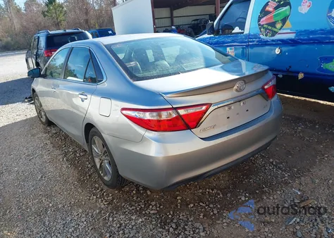 2016 Toyota Camry Se z USA, uszkodzony, nr VIN 4T1BF1FK3GU227204